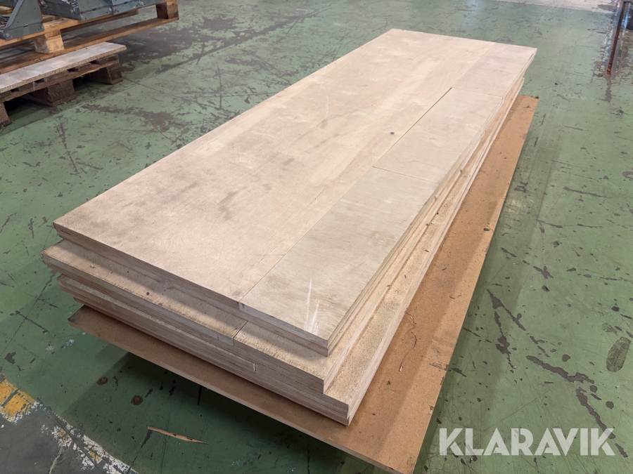 4st limmade plywoodskivor 2000x700x40mm