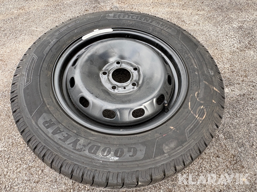 Sommardäck med fälgar Goodyear 215/65R16C