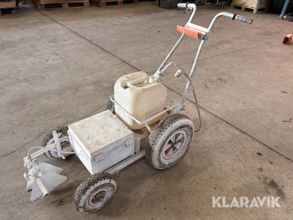 Linjemålare till fotbollsplan