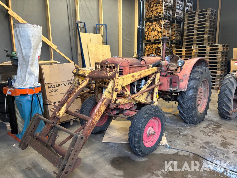 Veterantraktor Volvo BM T-35/36 frontlastare