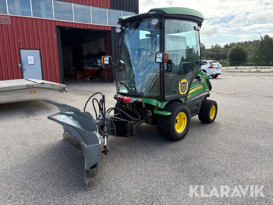 Redskapsbärare John Deere 1585 terraincut 4wd