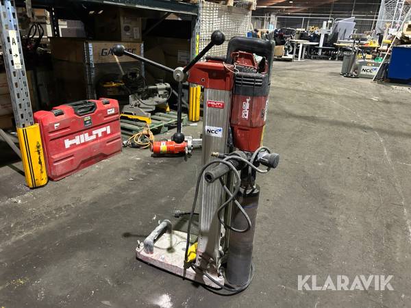 Kärnborrmaskin på stativ Hilti DD 130