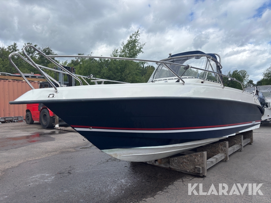 Motorbåt Ryds 23 WA walkaround