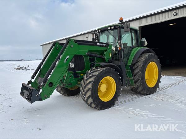 Traktor John Deere 7530 Premium med frontlastare och frontlyft