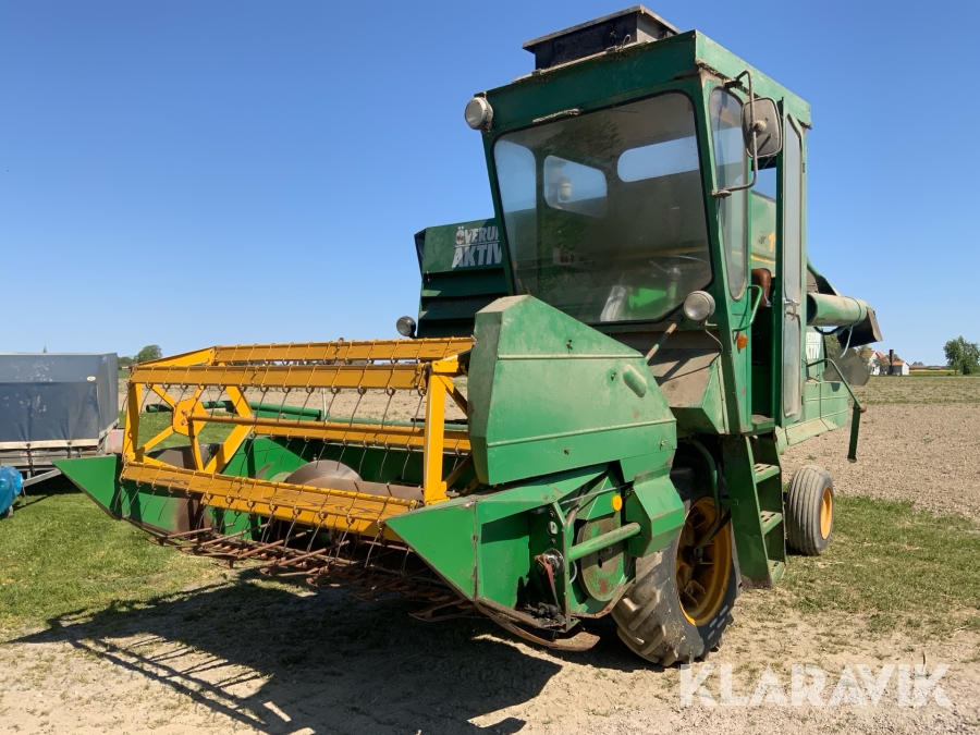 Skördetröska Överum Aktiv 1110