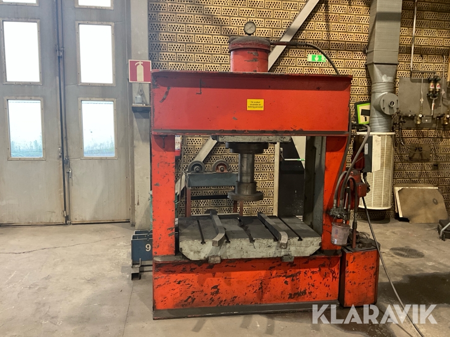 Verkstadspress 300t