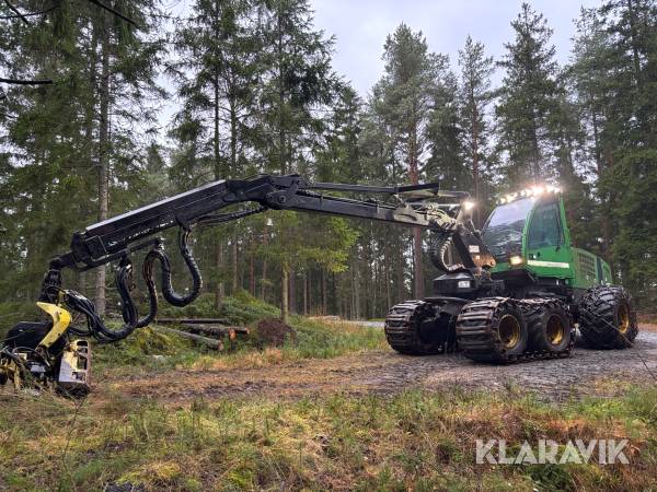 Skördare John Deere 1070D
