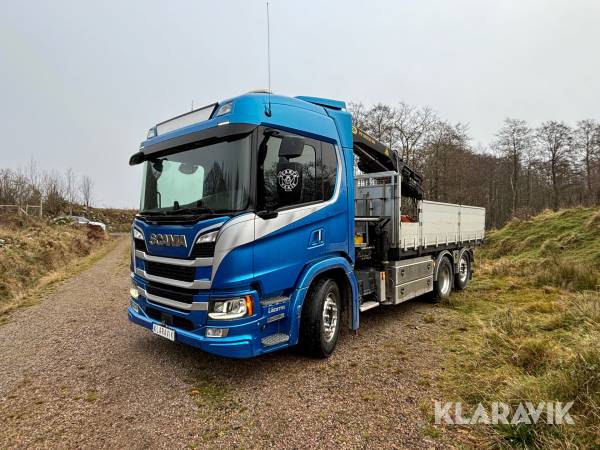 Tipp & kranbil Scania P320B6X2*4NB