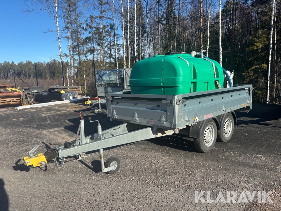 Släp med bevattningstank Fogelsta K-Vagnen 1300 kg