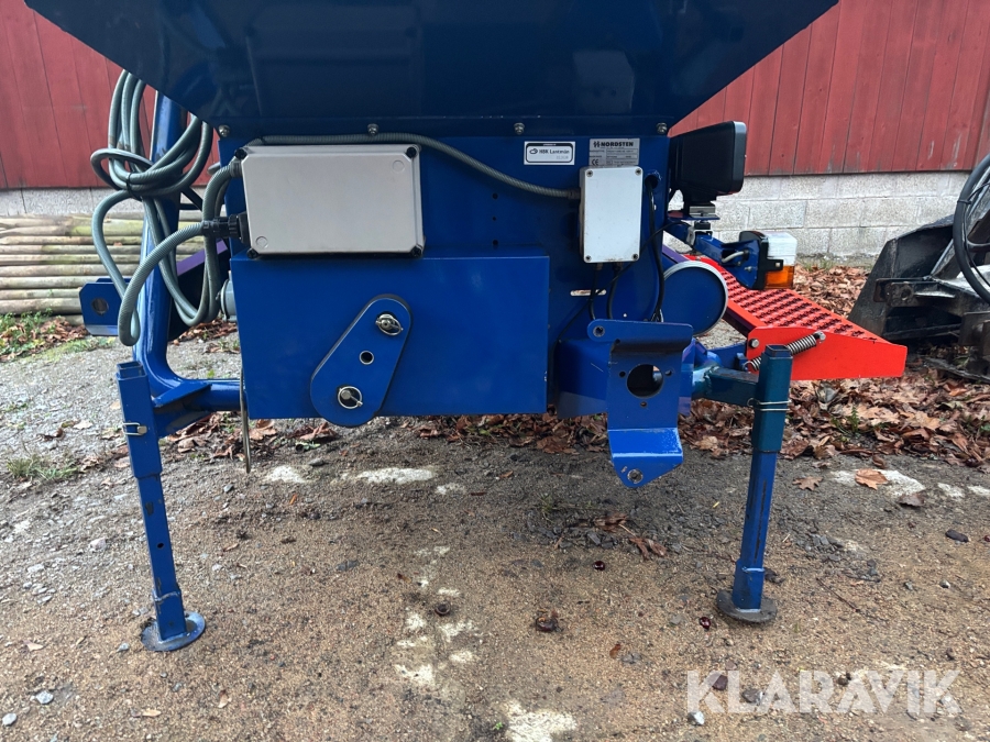 Gödningsspridare Nordsten NS 1500 för frontlyft