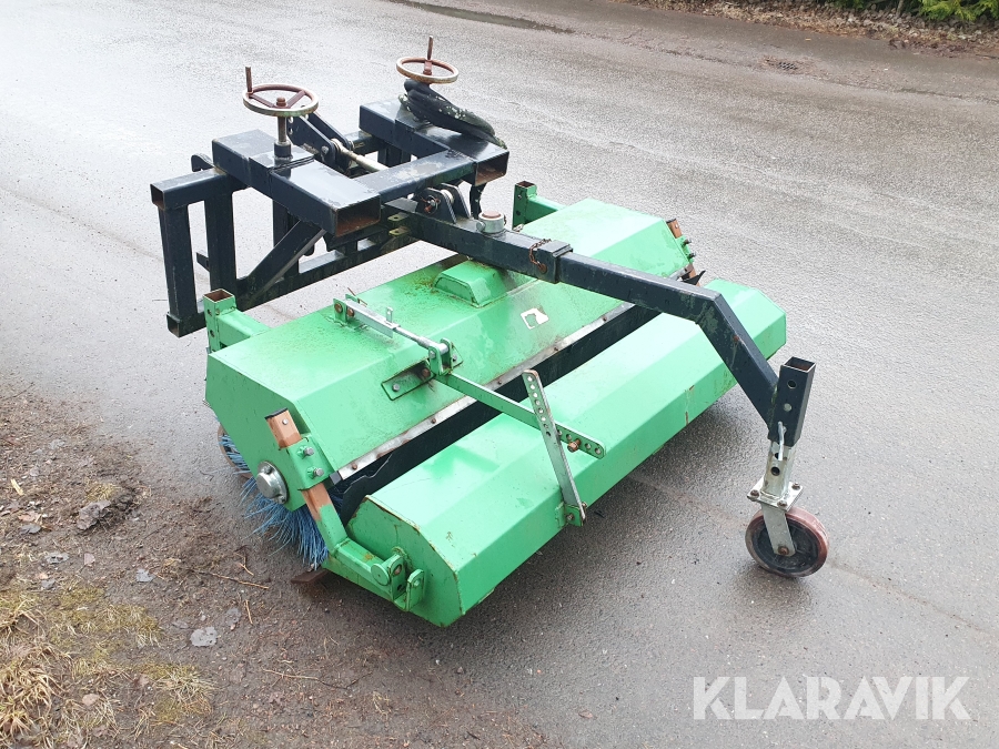 Sopvals med skopa SMS fäste