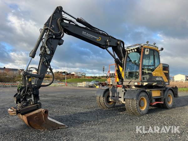 Grävmaskin Volvo EWR150E med rotator med grip & planeringsskopa