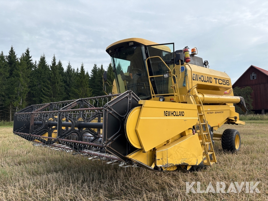 Skördetröska New Holland TC56