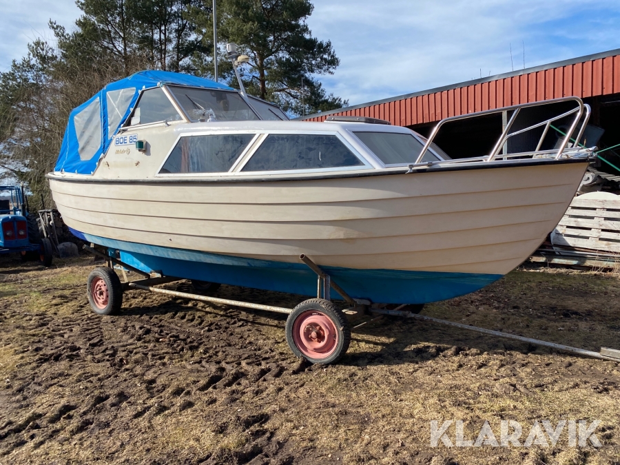 Snipa Nidelv 24 BOE 85 med 2st båtvagnar