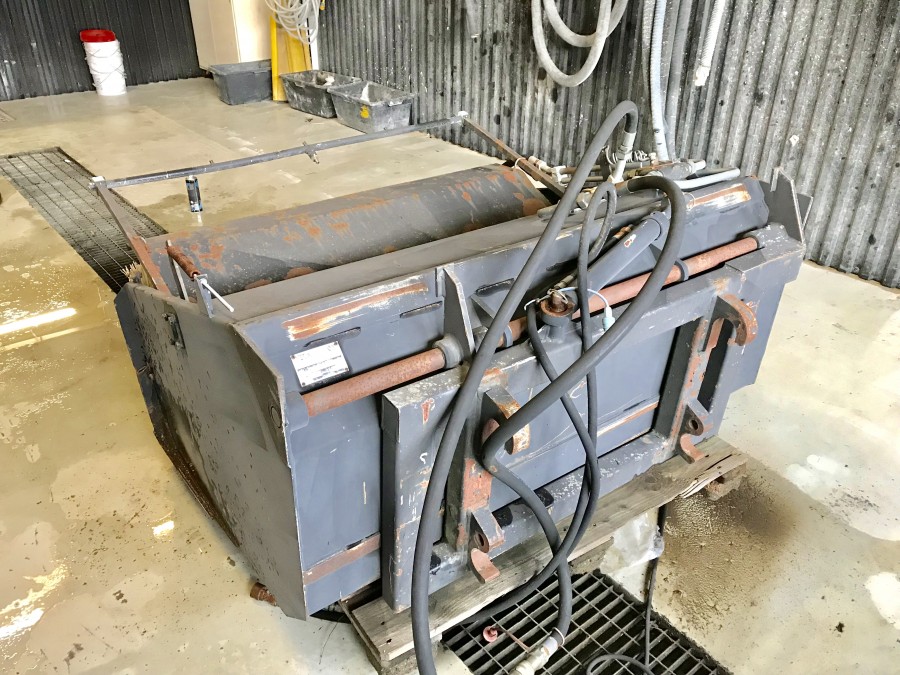 Sopvals med uppsamlare