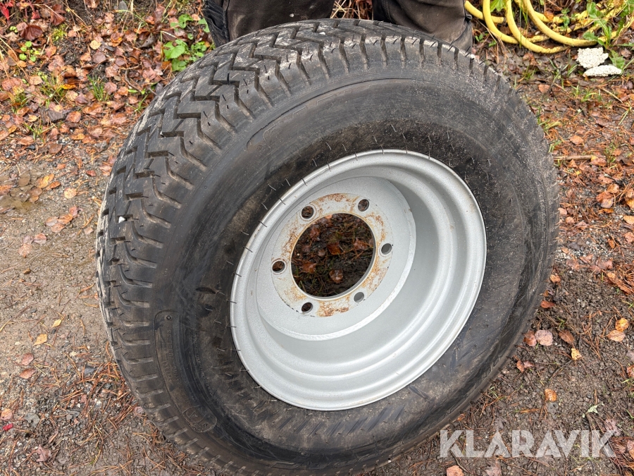 Däck till lastmaskin 360/50-15 4st