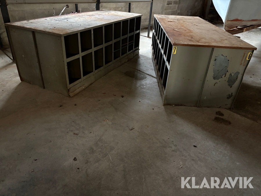 Förvaringbänkar 2 st