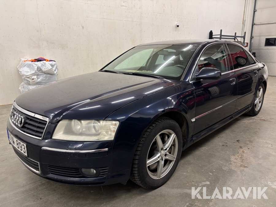 Audi A8 4.2 quattro (335hk)