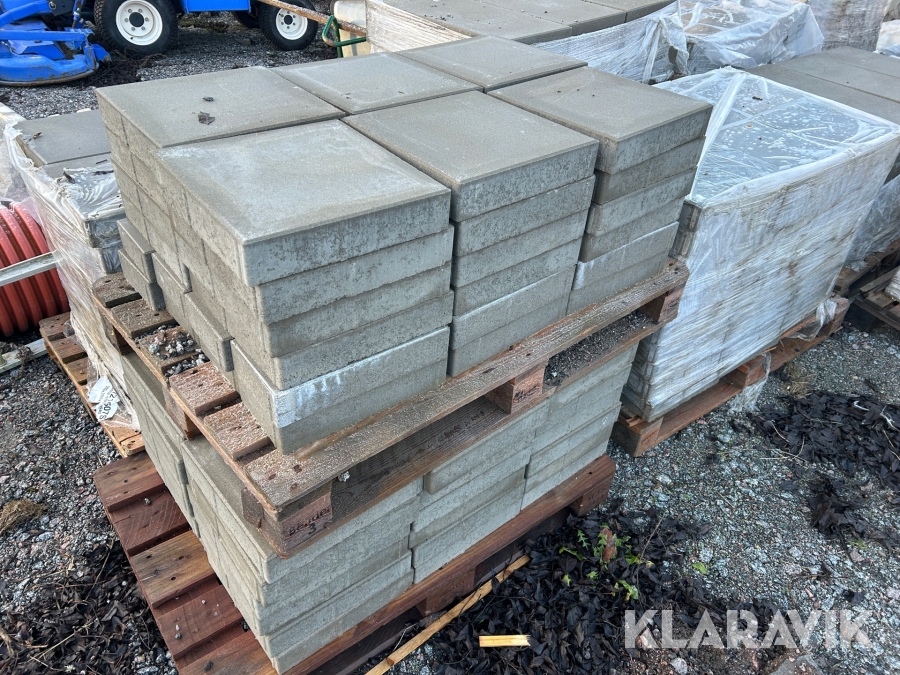 Gatusten ca 330 st Benders Siena slät fasad 350x350x70 mm