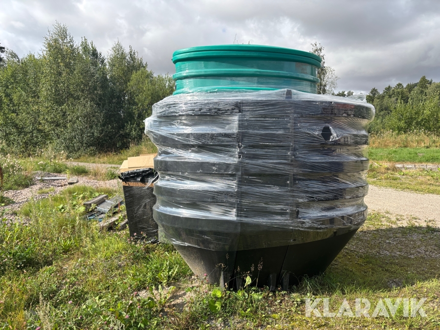 Avloppstank Delfin med styrskåp