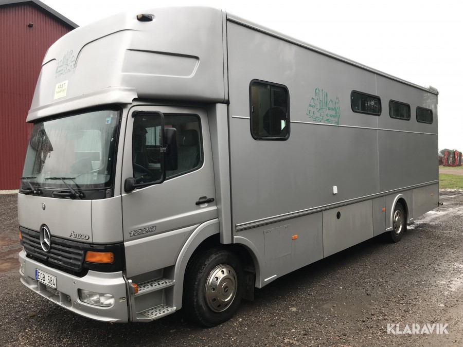 Hästlastbil 5-6 hästars med bodel