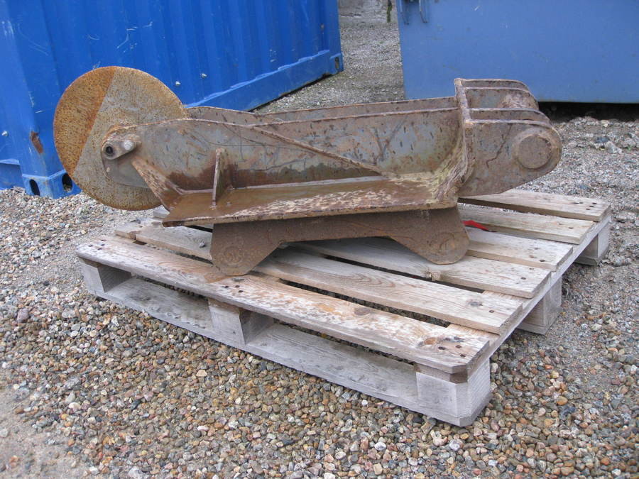 Asfaltskärare till grävmaskin fäste S60