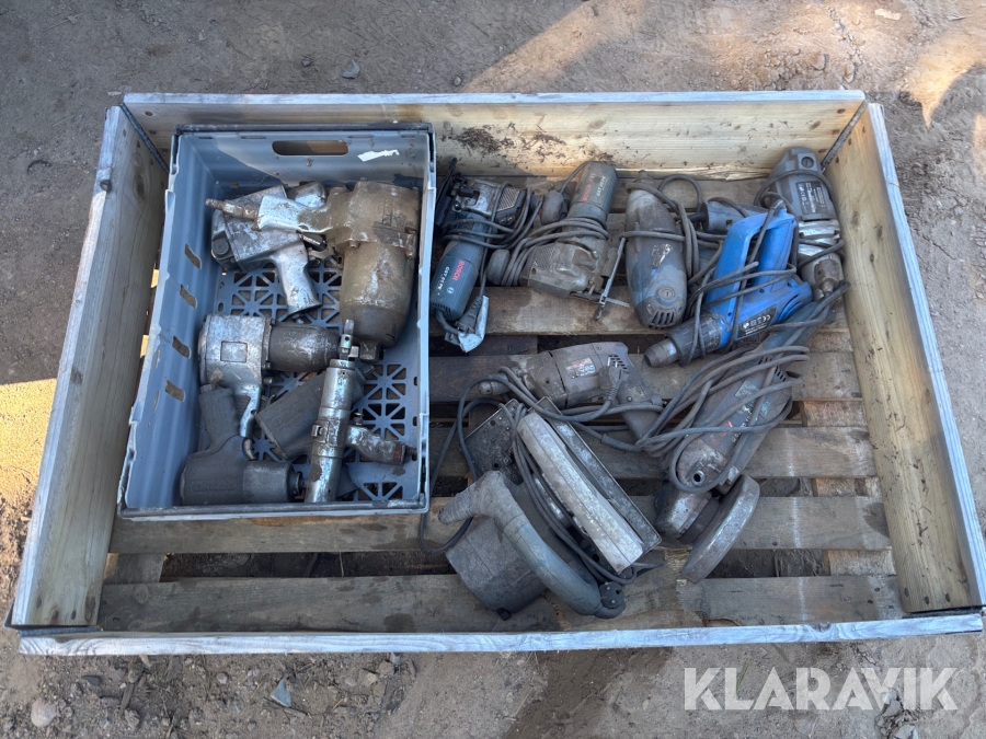 Pall med handverktyg