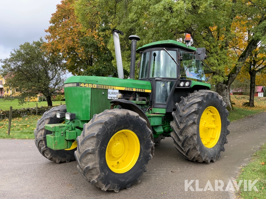 Traktor John Deere 4450 Turbo, powershift 15 växlar