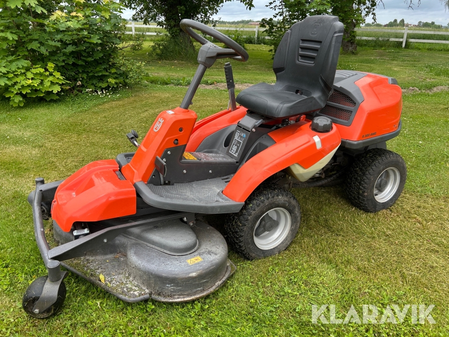 Åkgräsklippare Husqvarna R 320 AWD
