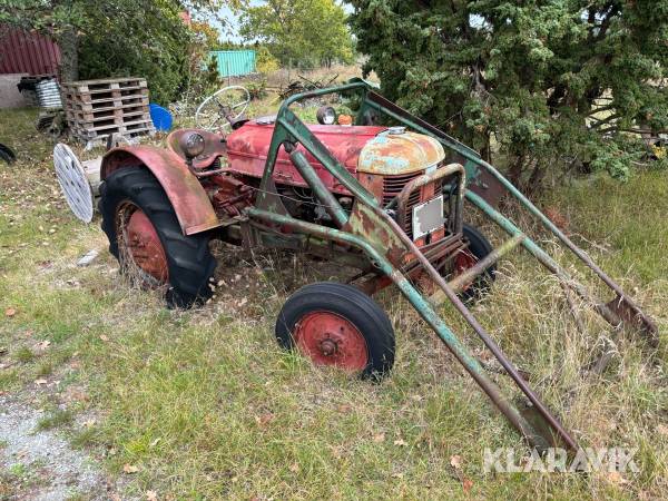 Veterantraktor Volvo T25 Med frontlastare