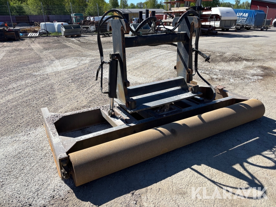 Hydraulisk justerbalk 2,9 m med stora BM fäste