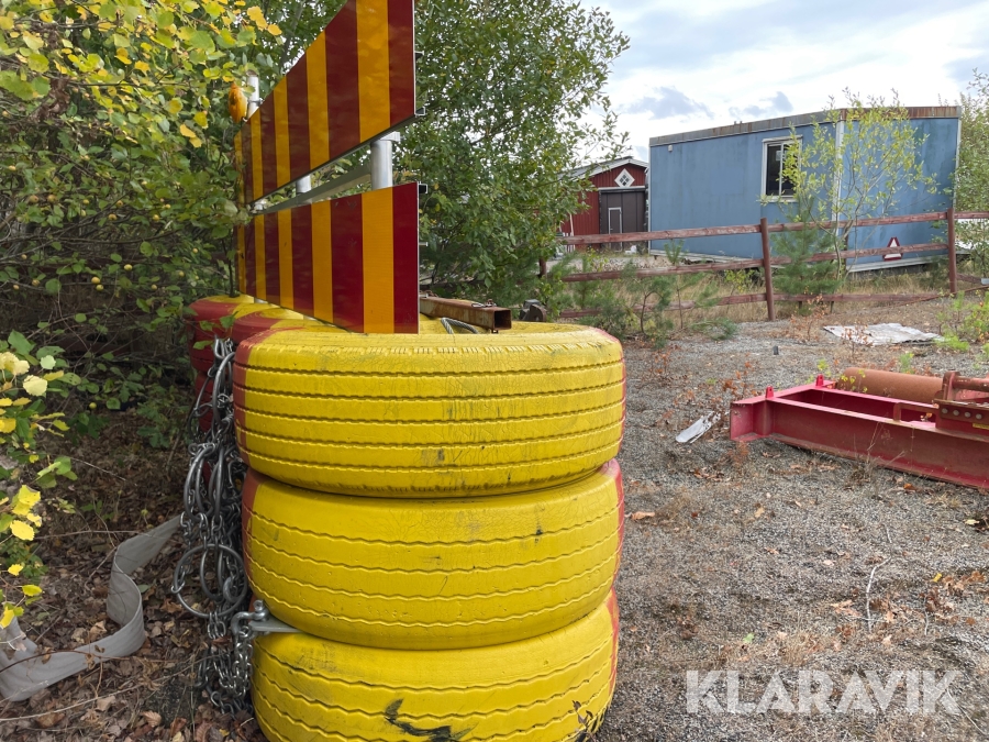 Tungt skydd med lyftok