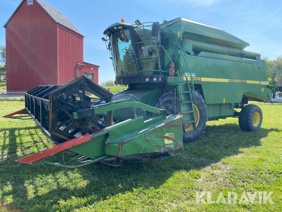 Skördetröska John Deere 2264