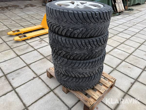 Vinterhjul 235/45r17 Goodyear