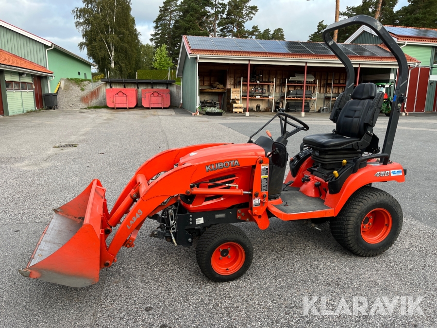 Kompakttraktor Kubota BX2350 med lastare 