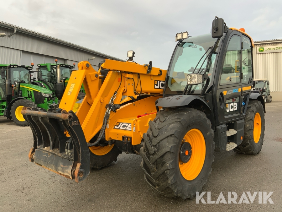 Teleskoplastare JCB 542.70 Agri Pro