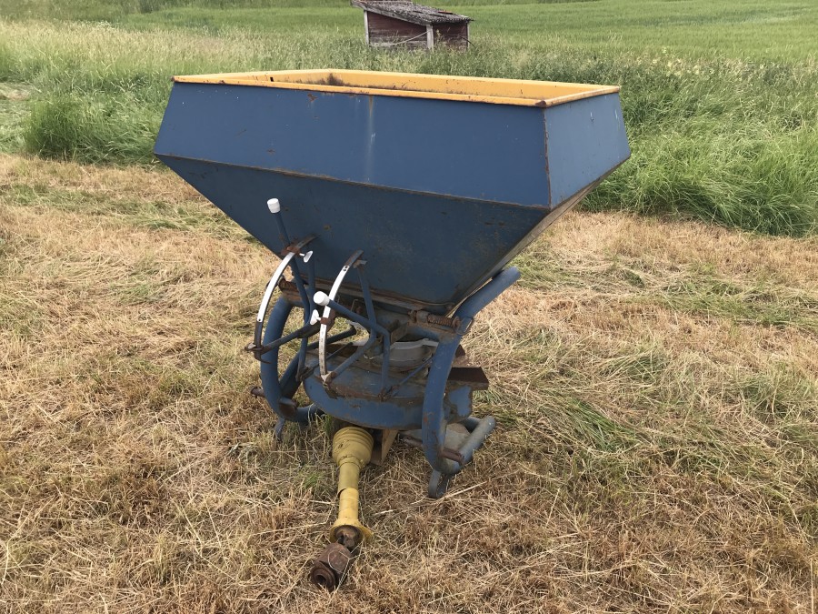 Konstgödselspridare