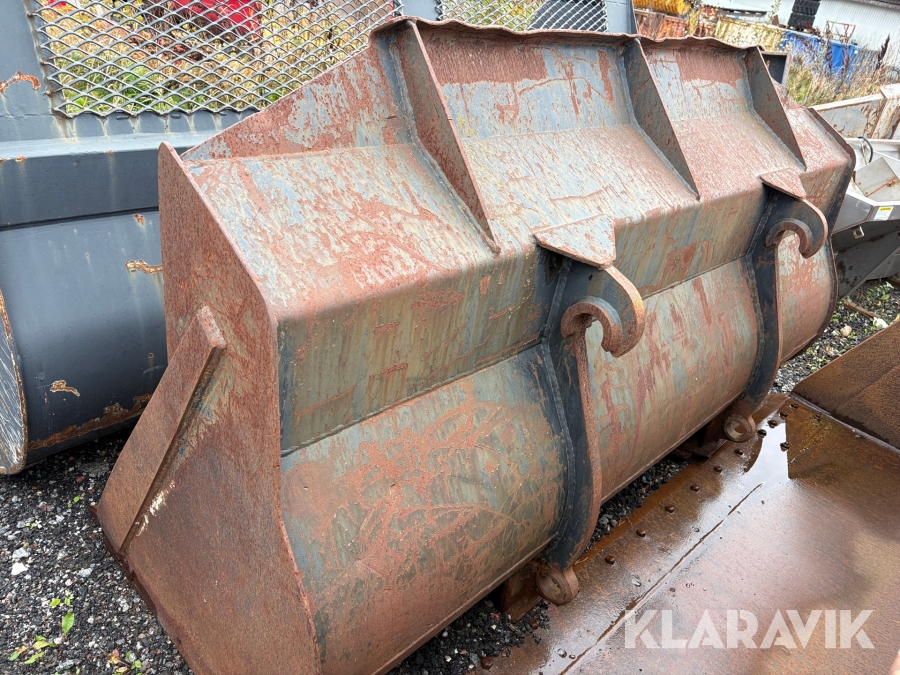 Snöskopa stora BM fäste