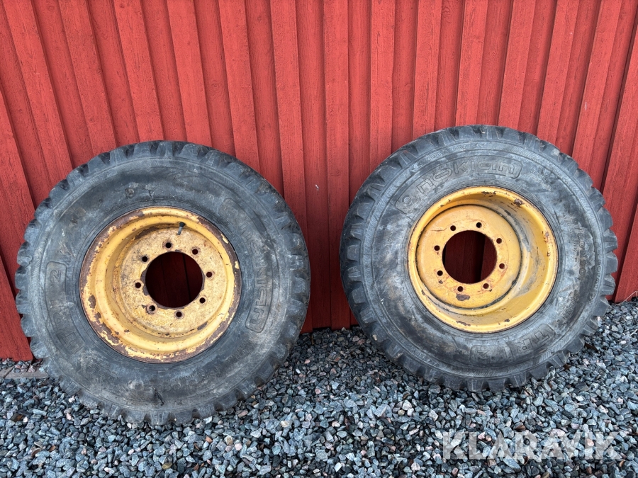Hjul till JCB hjullastare Nokian Tri 2 360/80R20 2 st