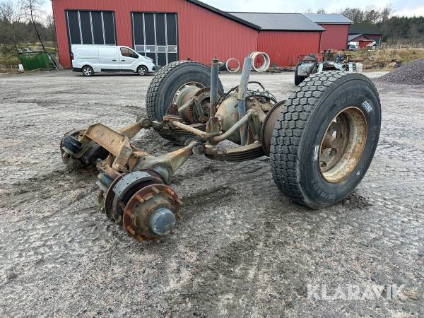 Boggiaxel till lastbil Scania 144 530