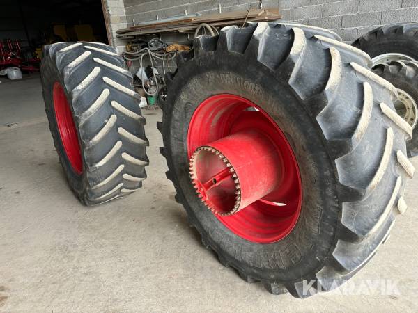 Dubbelmontage Michelin 650/65-R38