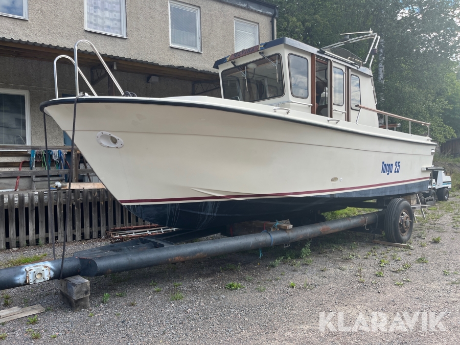 Motorbåt Targa 25