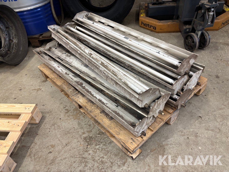 Lysrörsarmarurer Järnkonst AB 7259/24 - Totalt 8st