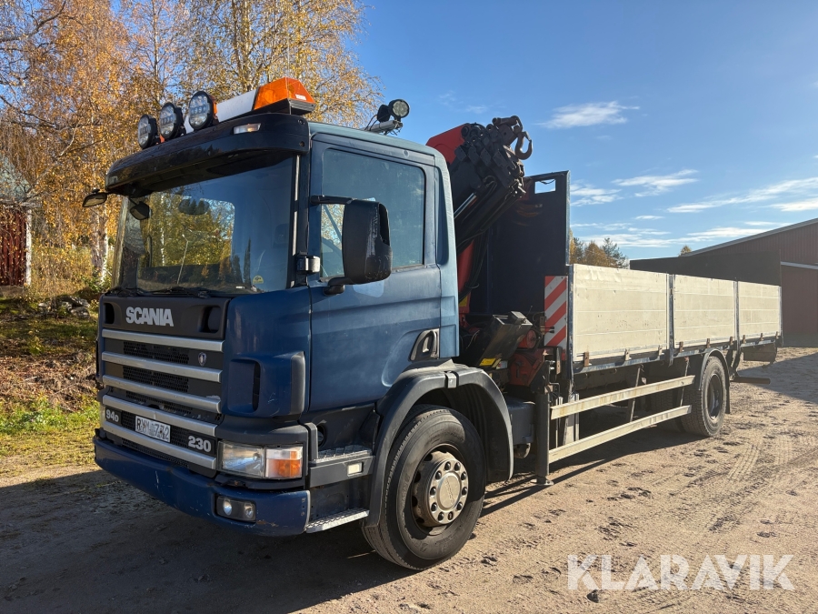 Flakbil  Scania 94D B4X2NB230 med kran och bakgavellyft
