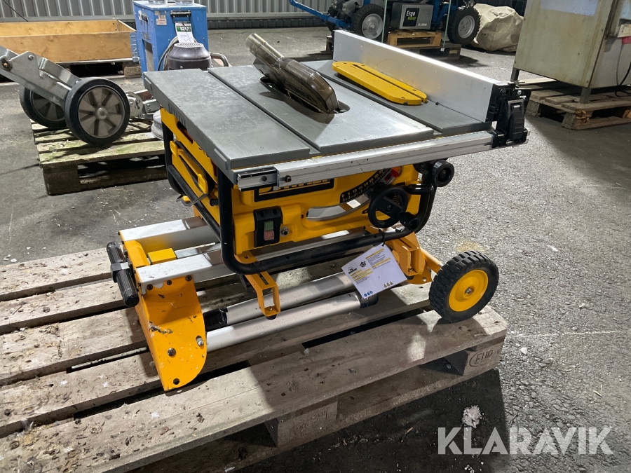 Klyvsåg Dewalt DW 745, Jönköping, Klaravik auktioner