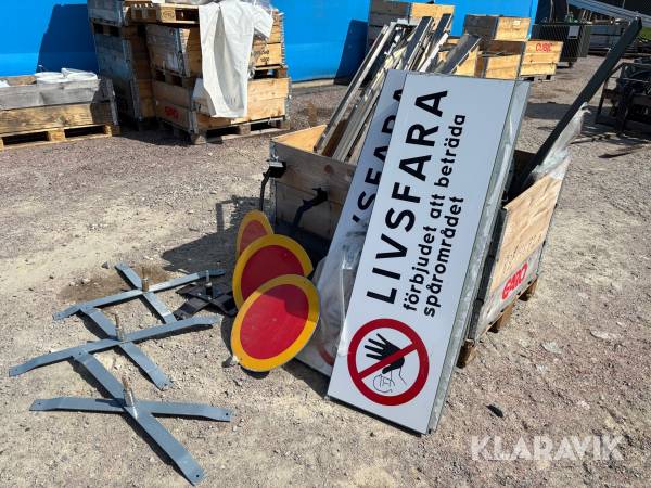 Skyltning till järnväg