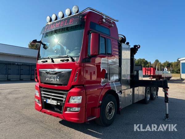 Dragbil med kran MAN TGX 6x2