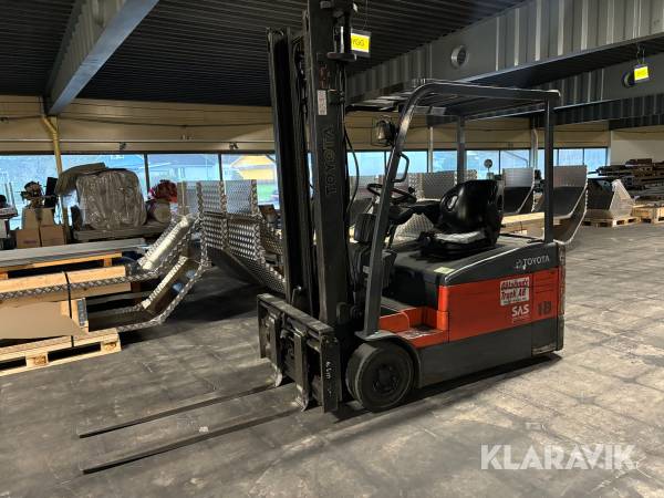 Motviktstruck Toyota 7FBEF18