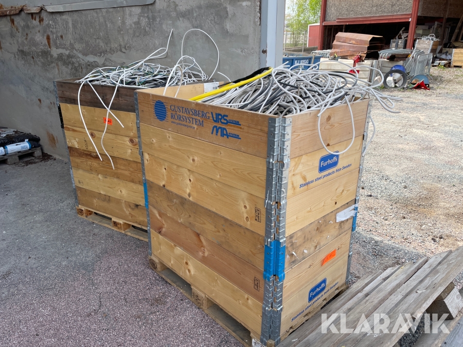 Diverse begagnad kabel 3 stycken pallar