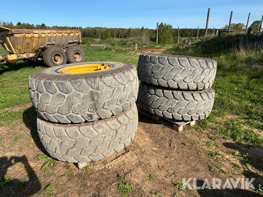 Entreprenaddäck Bridgestone VJT